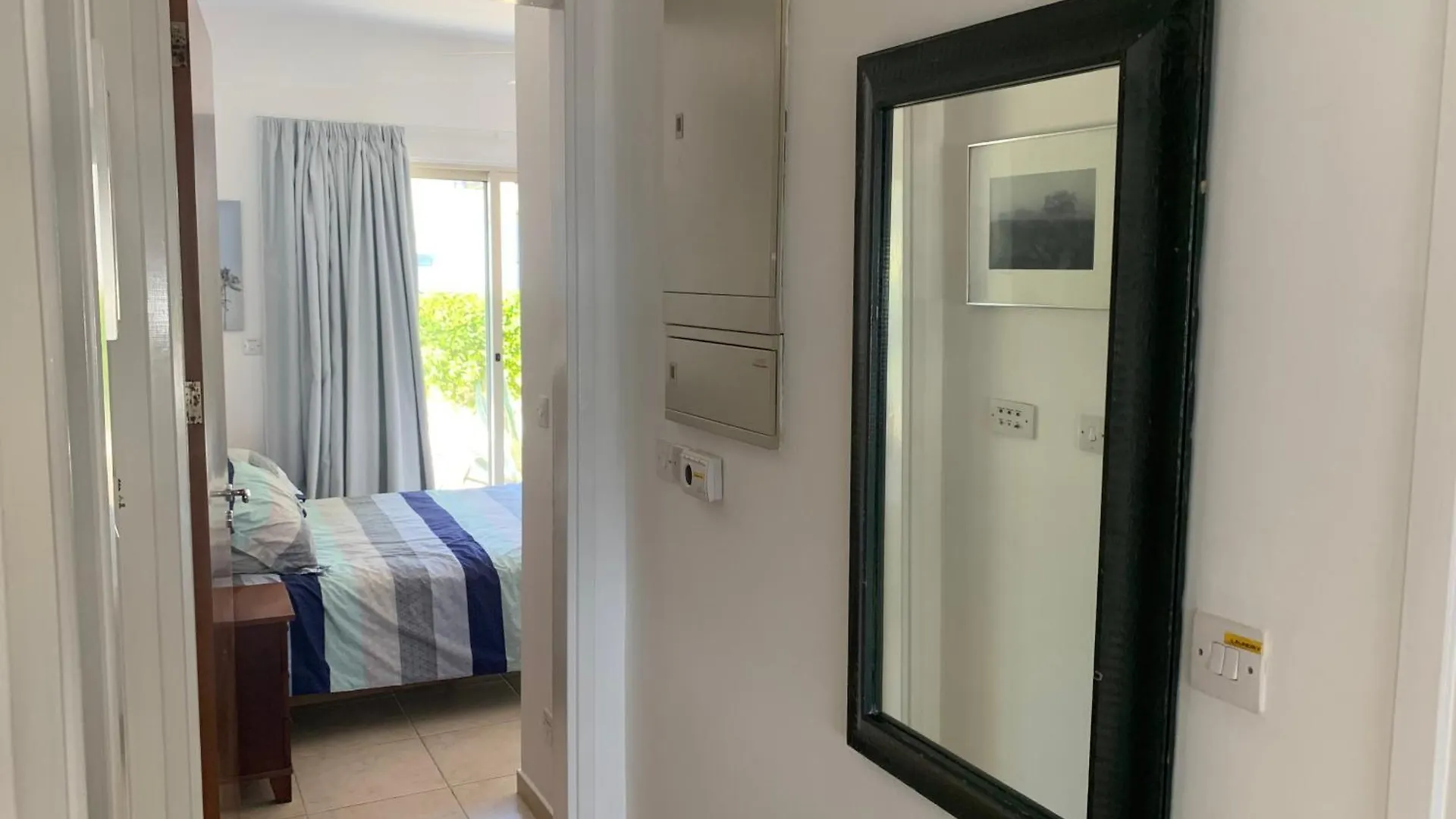 Lucky 7 Beachfront Villa Perivolia